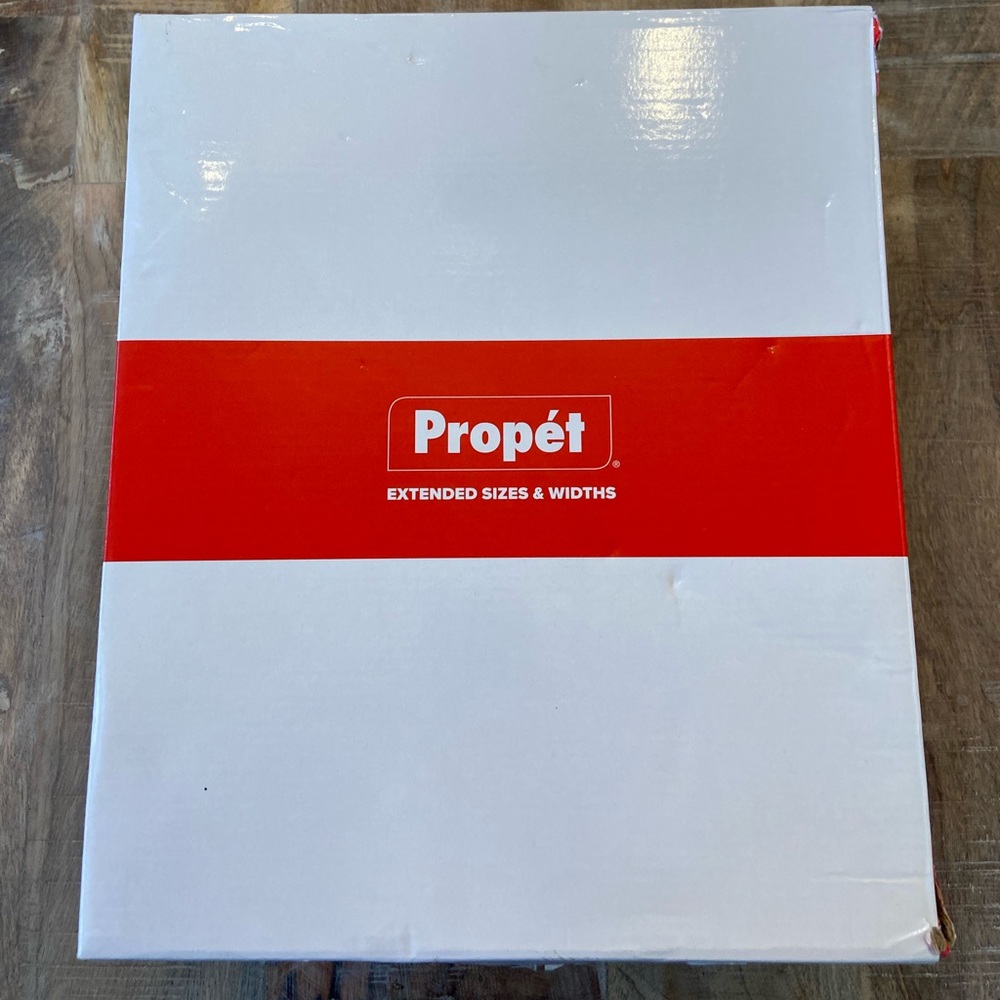 Propet Traverse Hiking Boot - NWT